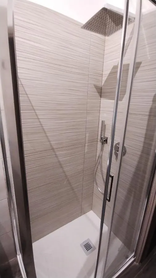 Apartament Appartamento Fiore Roma San Pietro Włochy